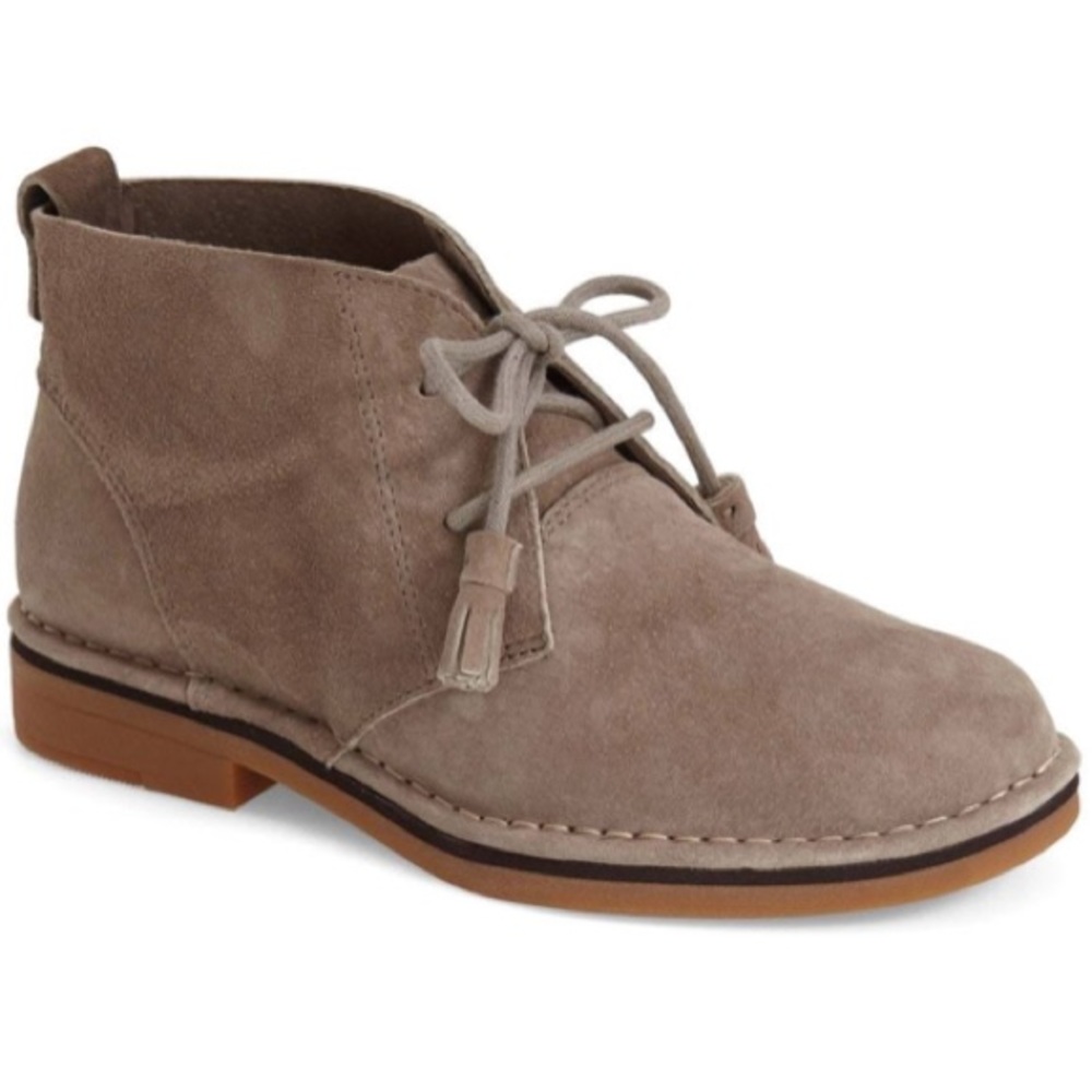 Hush puppies